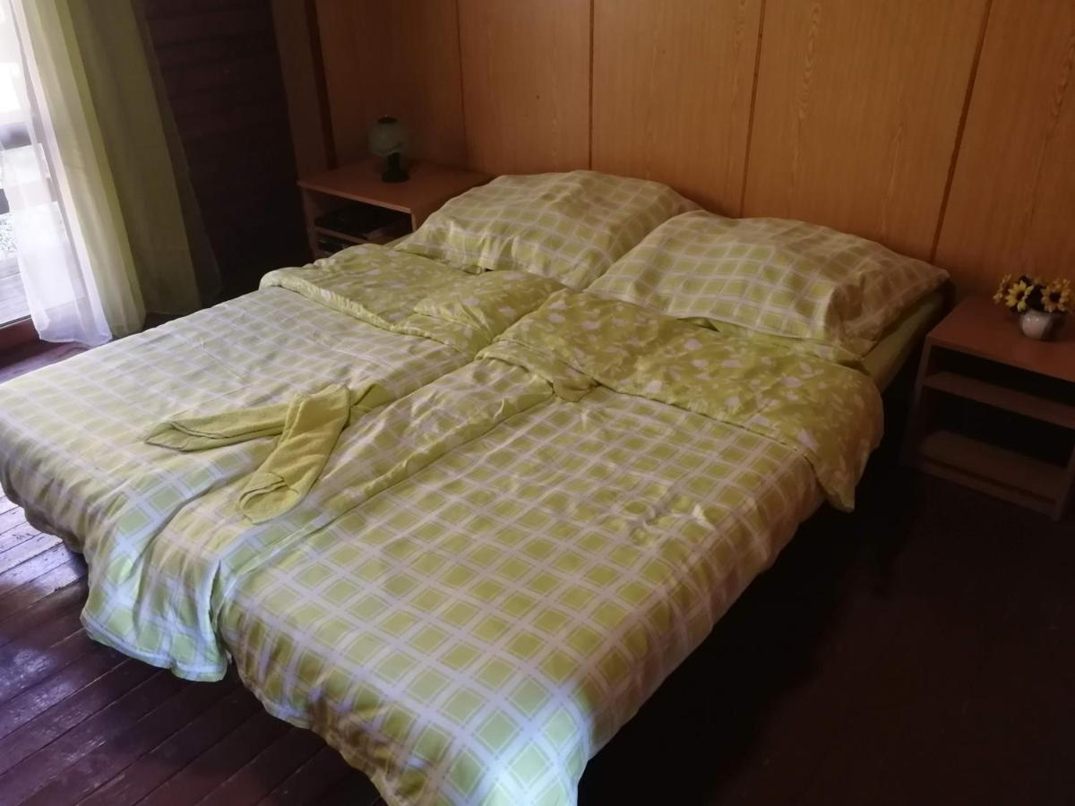 Chata Pod Vlekom Dedinky Exterior foto